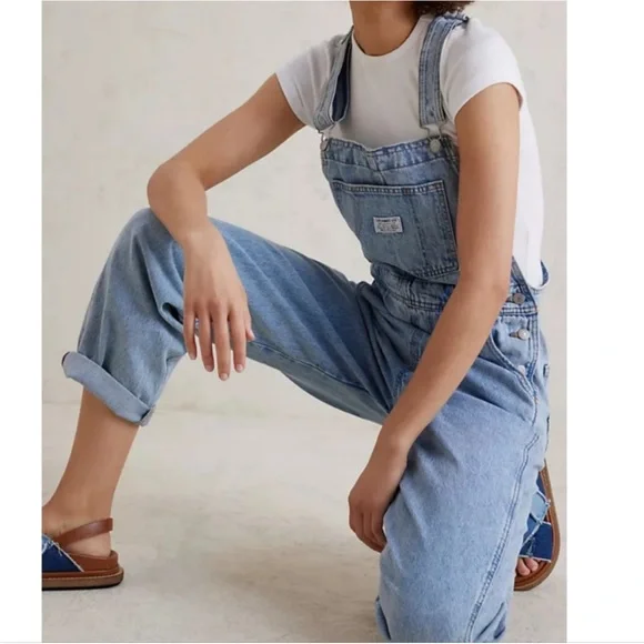 NWT Levi’s Vintage Denim Women’s Overalls - Picture 15 of 15
